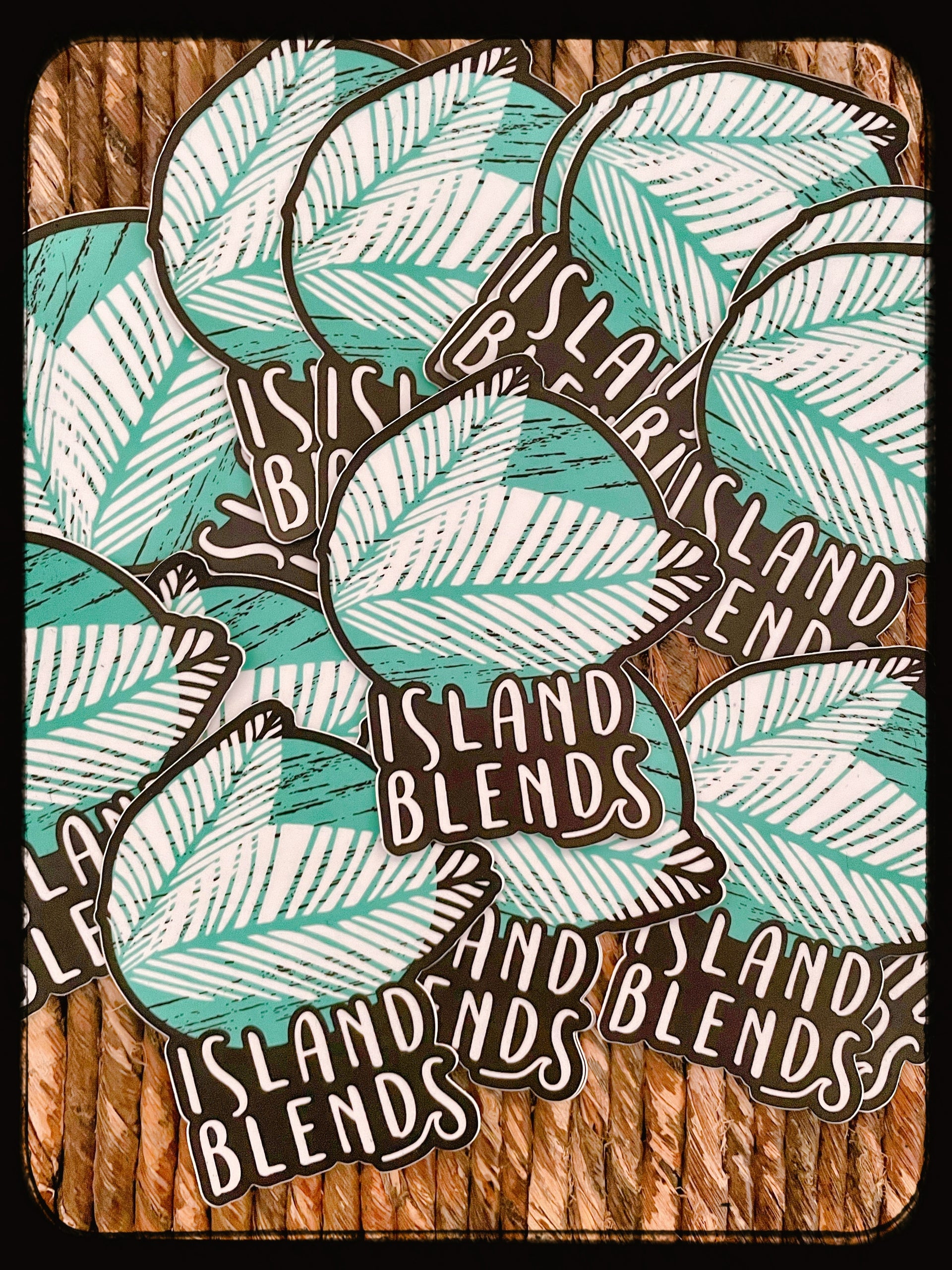 Island Blends Swag